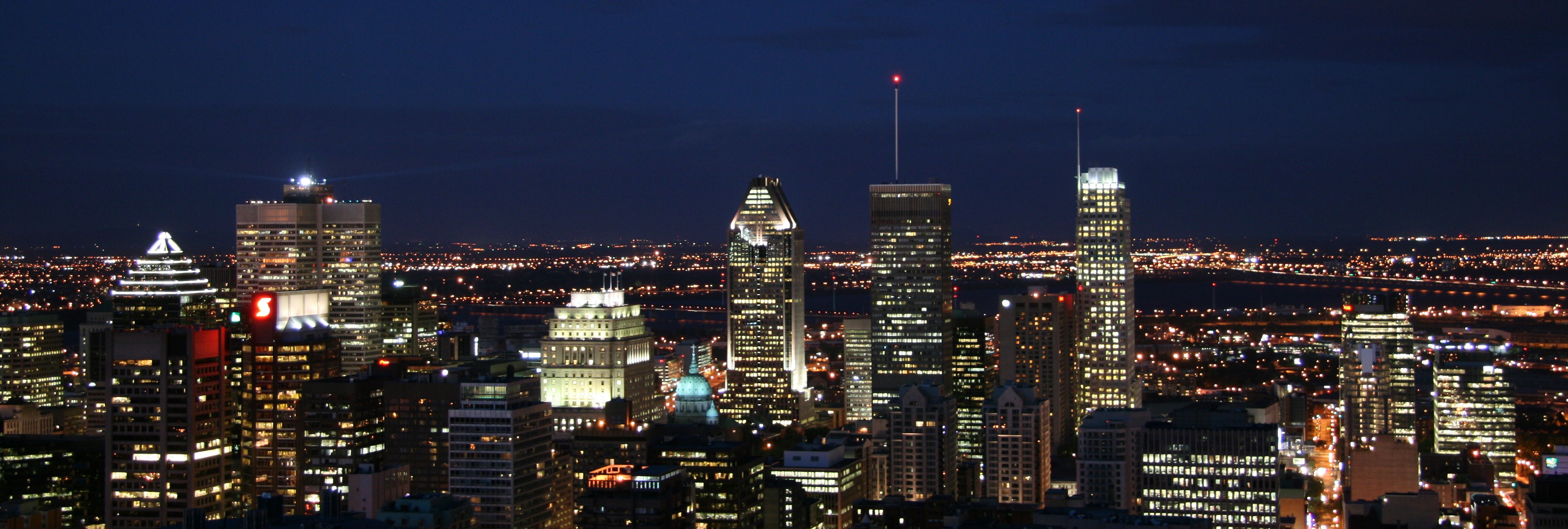 Montreal skyline at night